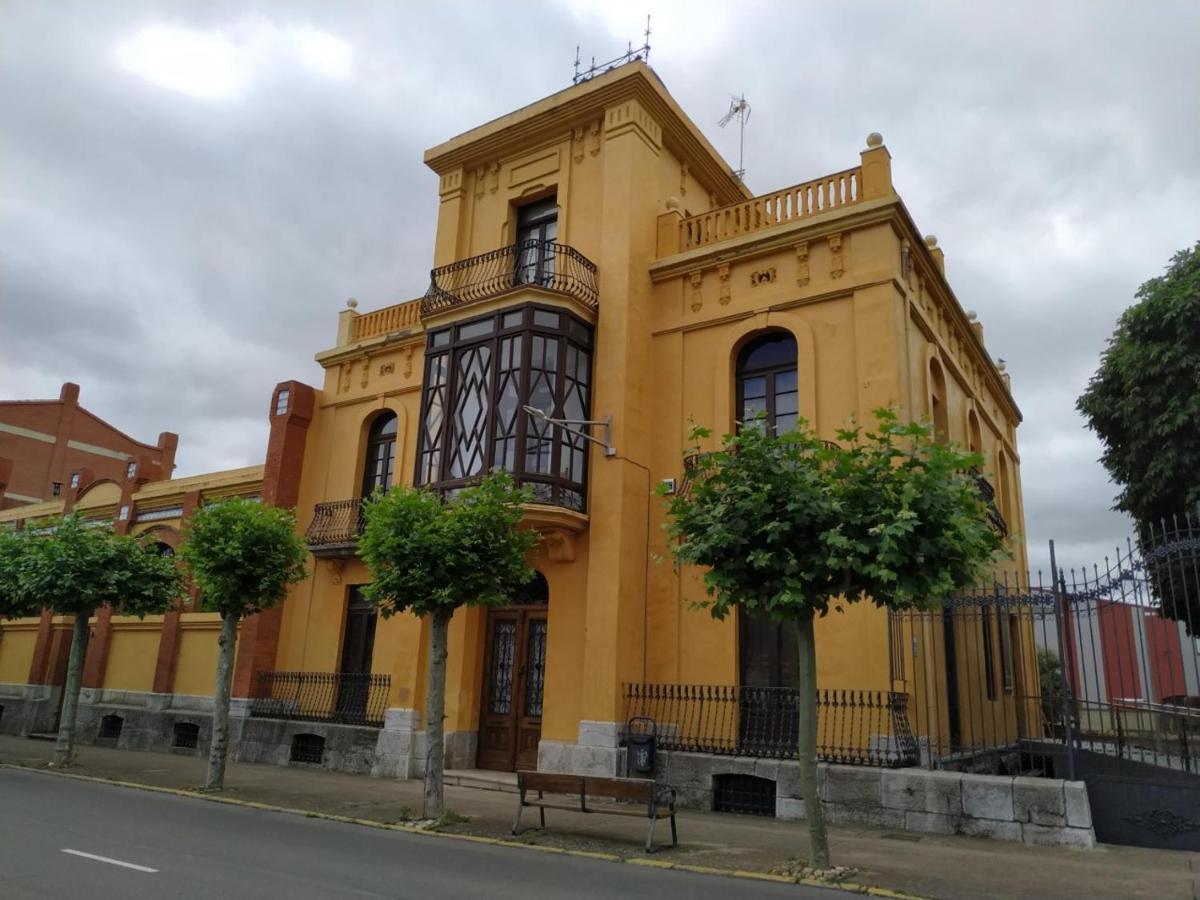 Edificio Valles Del Lupulo 아스토르가 외부 사진